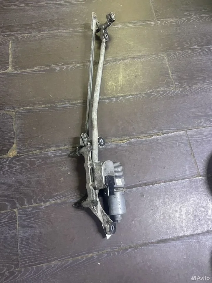 Трапеция дворников audi q7 4l