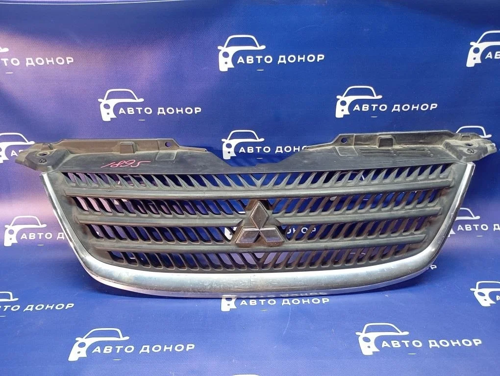 решетка радиатора MITSUBISHI AIRTREK CU2W -