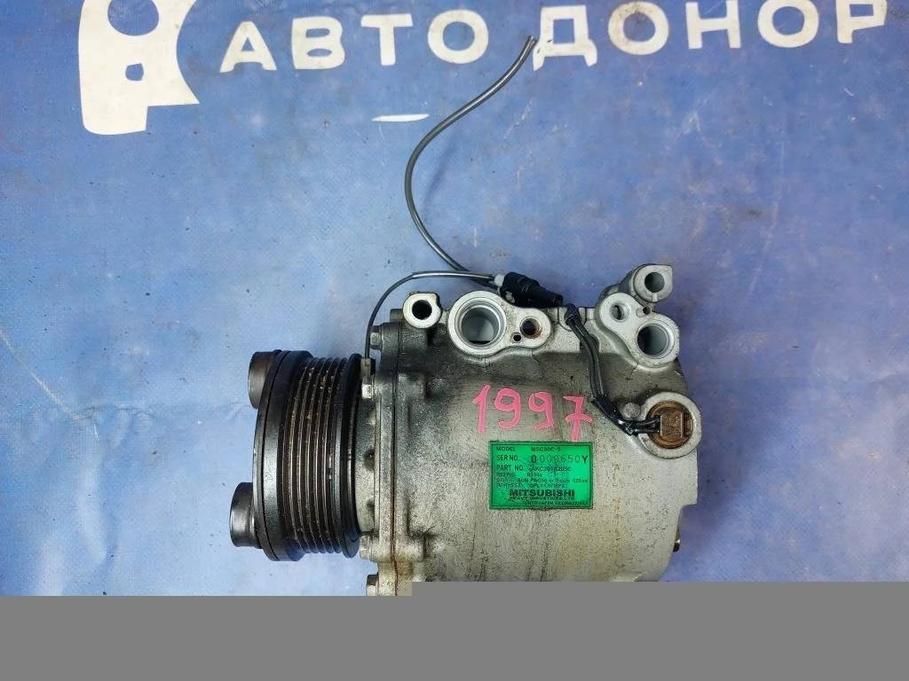 компрессор кондиционера MITSUBISHI AIRTREK CU2W 4G63T