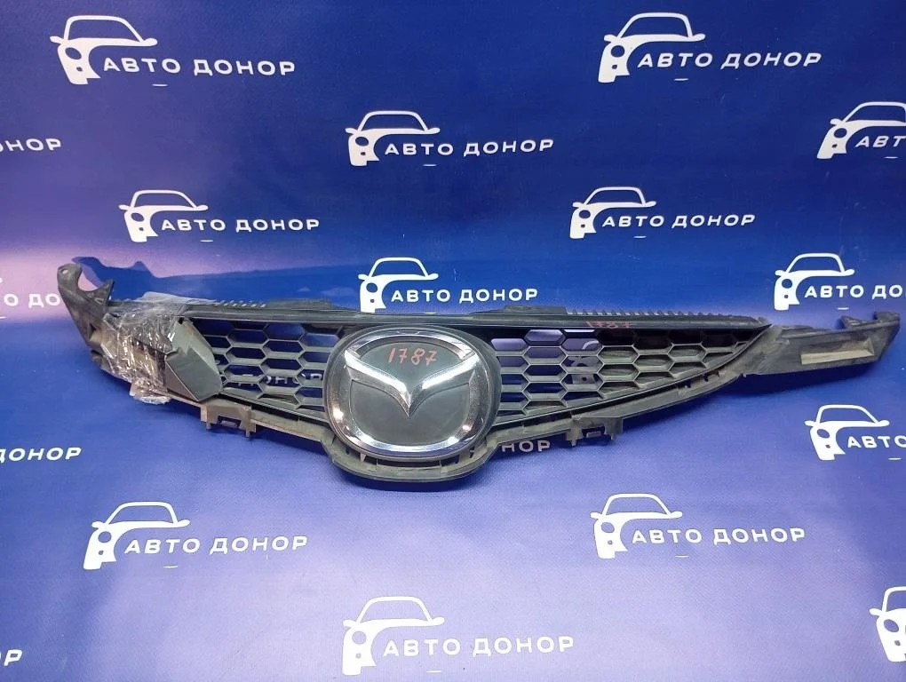 решетка радиатора MAZDA DEMIO DE3FS -