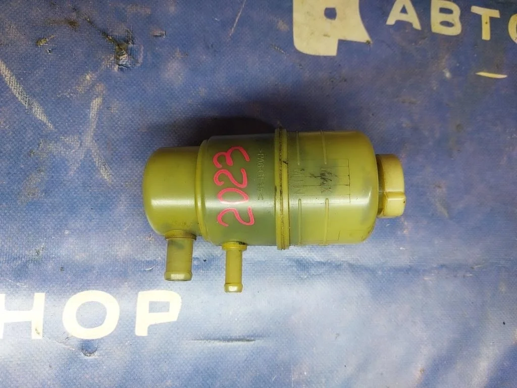 бачок гидроусилителя MITSUBISHI GALANT FORTIS CY4A 4B11