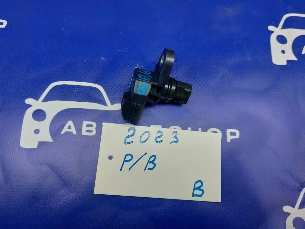 датчик положения распредвала MITSUBISHI GALANT FORTIS CY4A 4B11