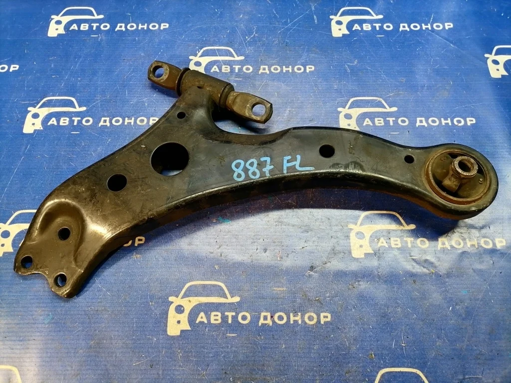 рычаг TOYOTA KLUGER MCU25 -