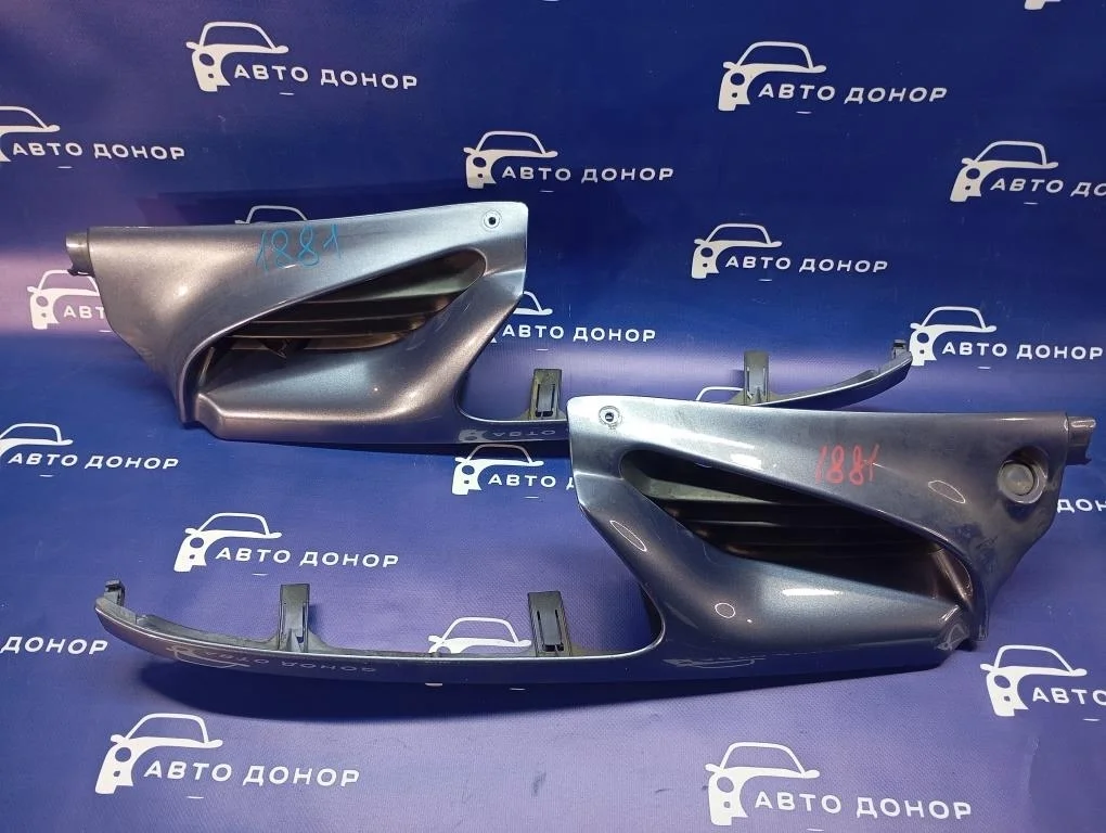 решетка радиатора RENAULT SCENIC JA0G -