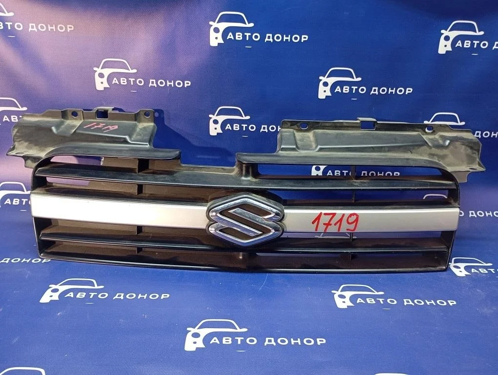 решетка радиатора SUZUKI SWIFT HT51S -
