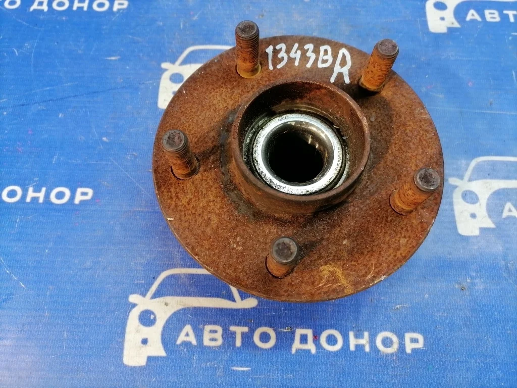 ступица NISSAN TINO V10 QG18DE