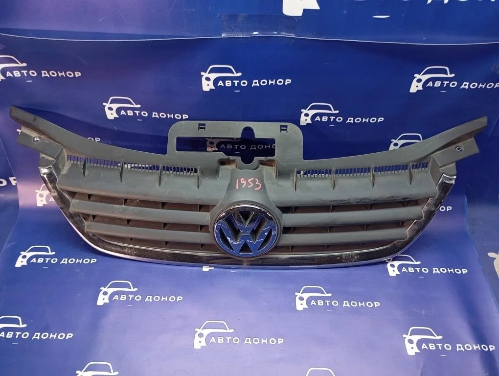 решетка радиатора VOLKSWAGEN TOURAN 1T1 -