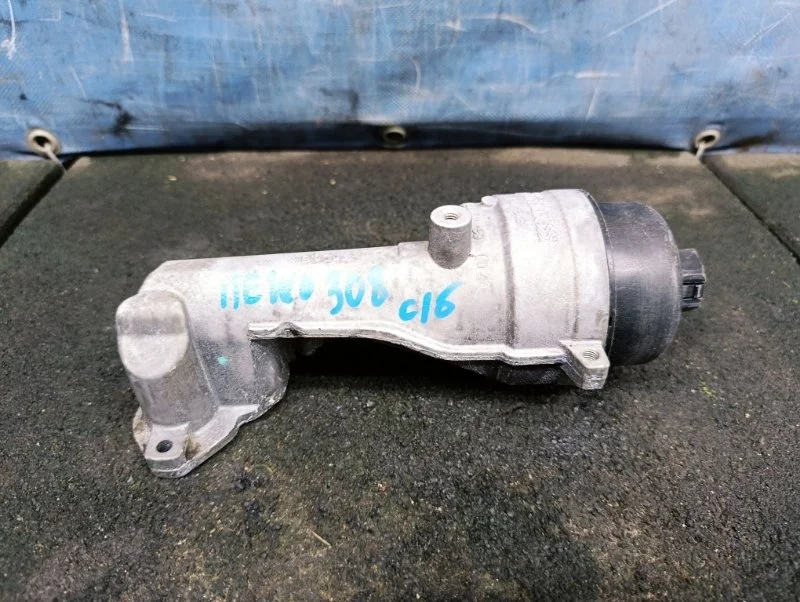 Корпус масляного фильтра Peugeot 308 2009 1103R3 1.6 5FW (EP6)