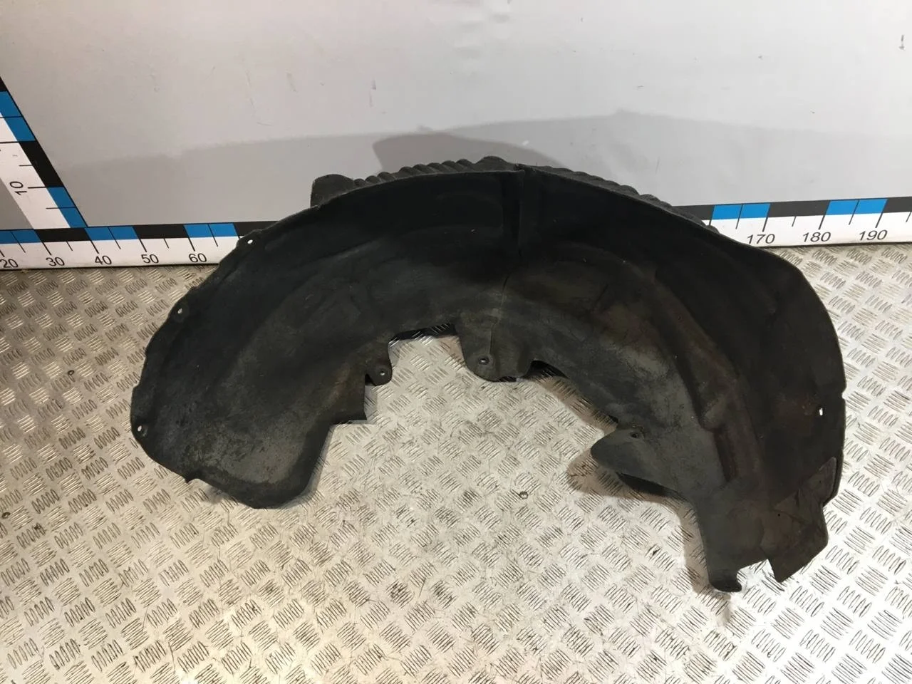 [Б/У] Подкрылок задний правый W213 [Код: 00673617 ]