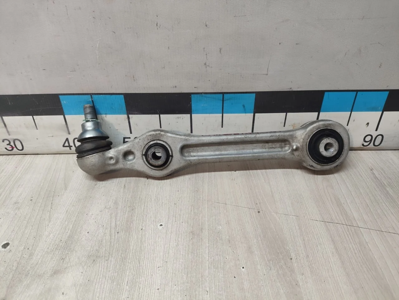 [Б/У] Рычаг передний нижний задний - пробег 50т [Код: 00623552 ]