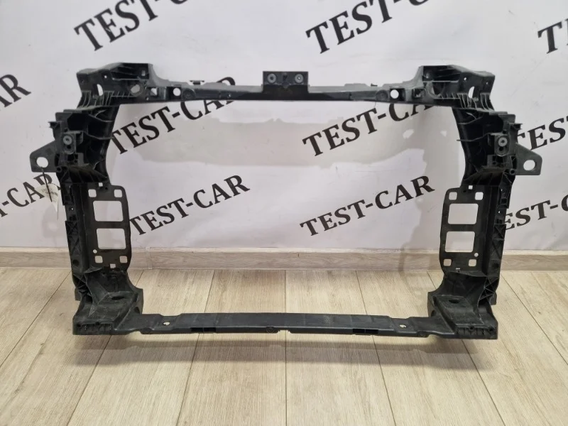 Передняя панель VW Touareg 3 2019- CR7