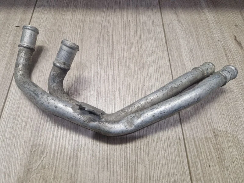 Трубопровод системы охлаждения Audi Q7 2007-2015 4L