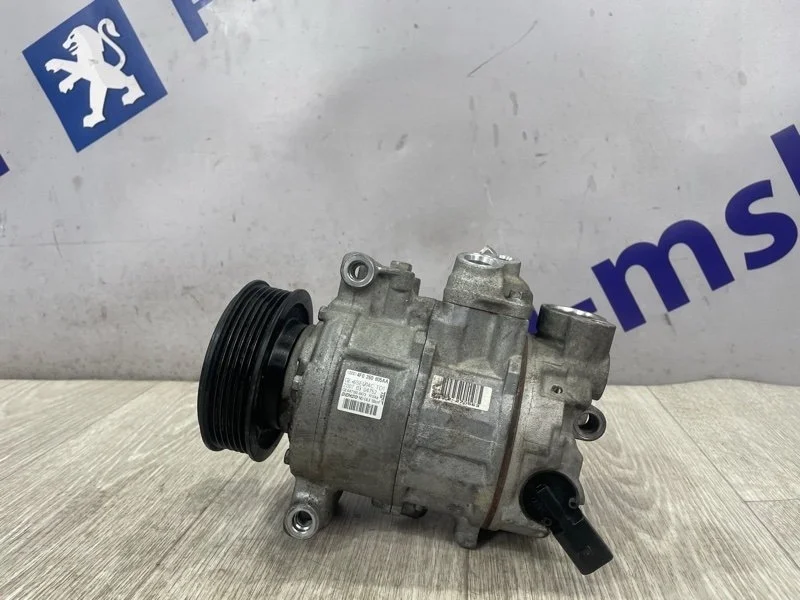 Компрессор кондиционера AUDI A6 2009 C6