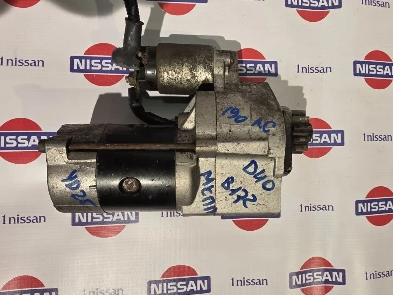 Стартер Nissan Navara 2012 233005X00A D40 YD25, передний