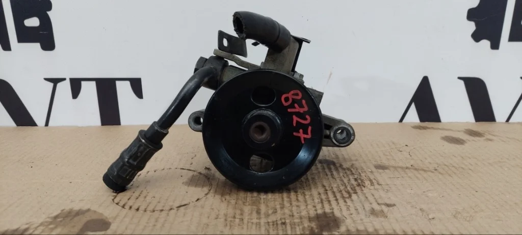 Насос гидроусилителя руля Kia Sportage KM G4GC