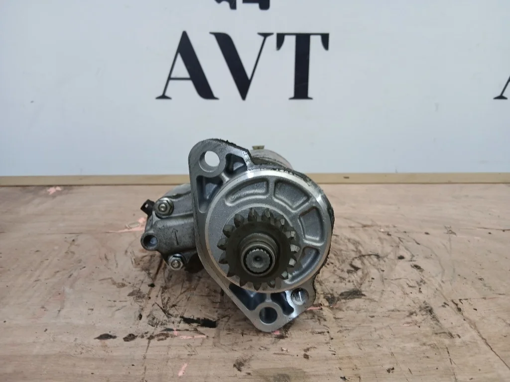 Стартер Volkswagen Touareg FL CRCA CRC