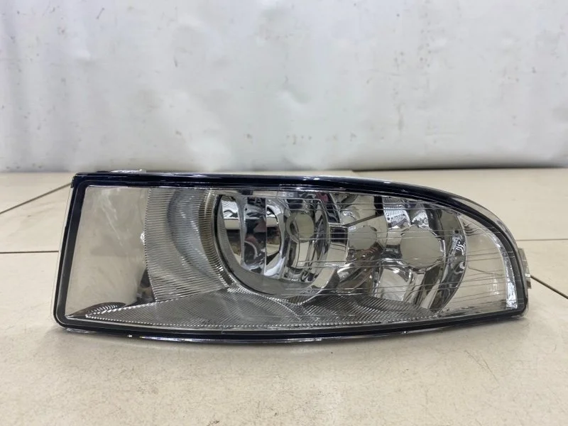 Фара противотуманная левая Skoda Octavia A5 1Z