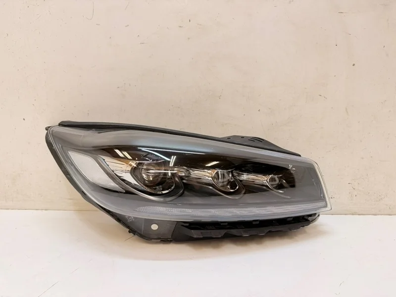 Фара Kia Sorento Prime 2017-2019 3