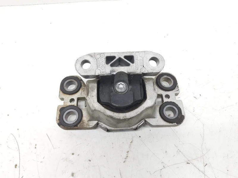 Подушка кпп Land Rover Range Evoque 2011-2016 L538