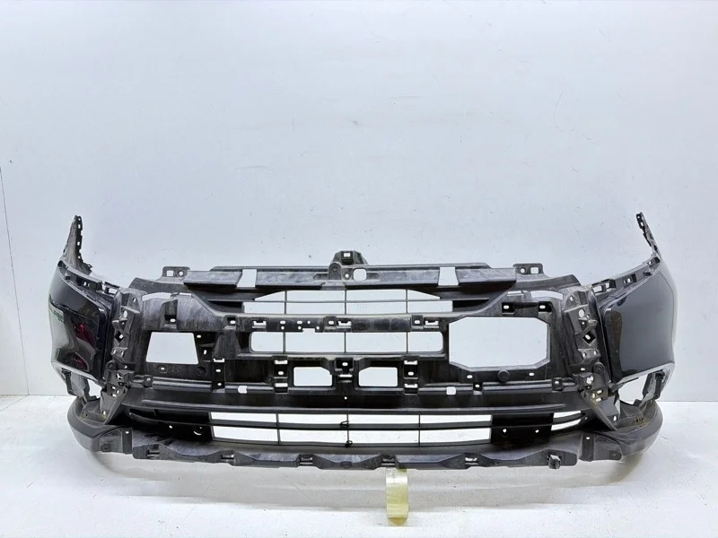 Бампер Mitsubishi Outlander 2018-2022 3