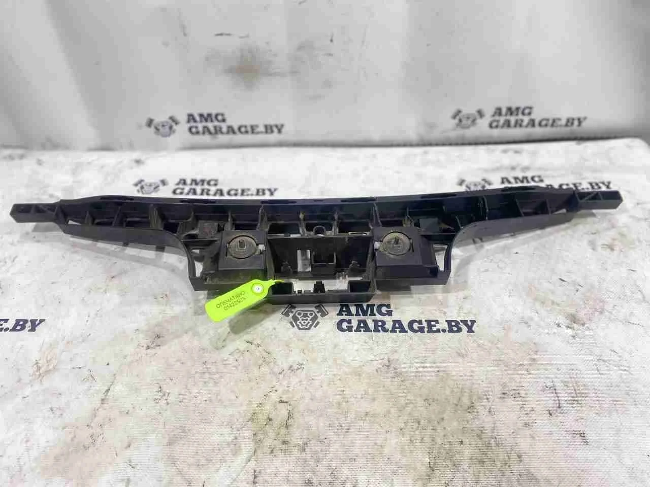 Кронштейн крепления бампера заднего Mercedes-Benz C219 рестайлинг (2008—2010) A2198800552