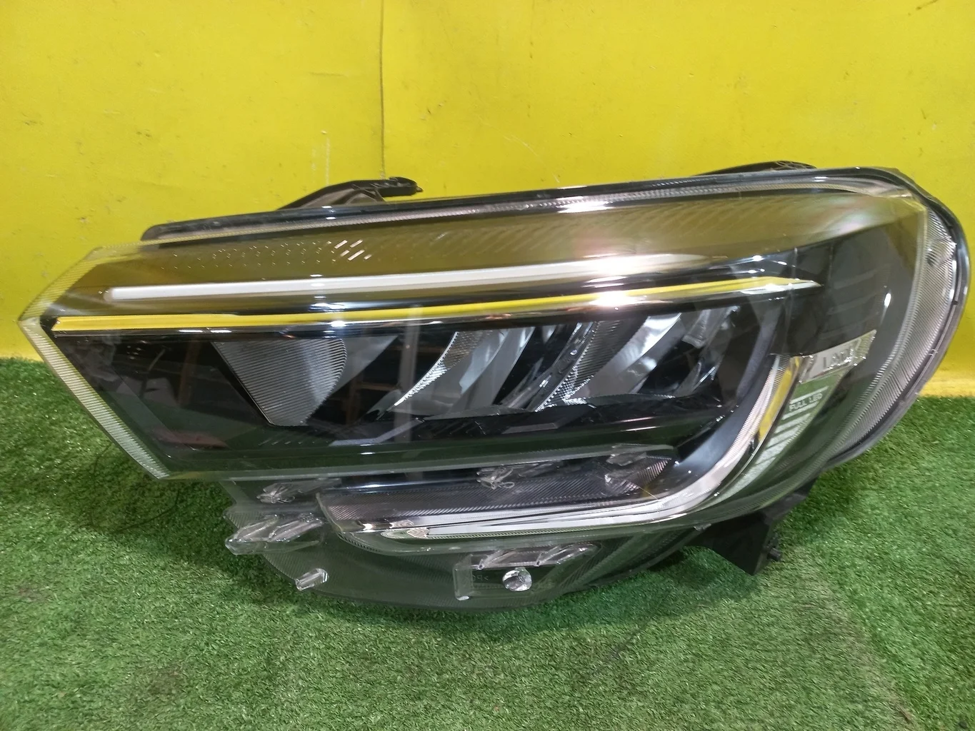 Фара левая LED Lada Vesta NG 2022- 8450040001 35153