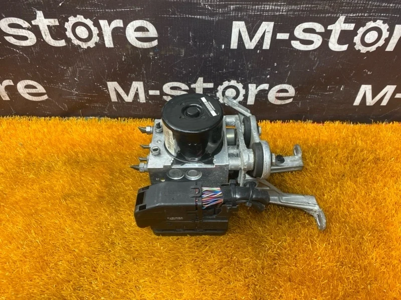 Блок ABS Mercedes-Benz Glk-Class 2011 A2049012500 X204 272.948