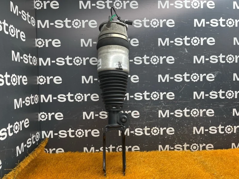 Пневмостойка Volkswagen Touareg 2011 7P6616040L 7P CGRA, передняя правая