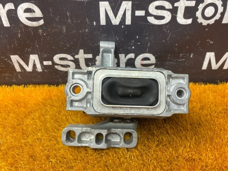 Подушка двигателя Audi Q3 2012 5N0199262G 8U CPS, правая