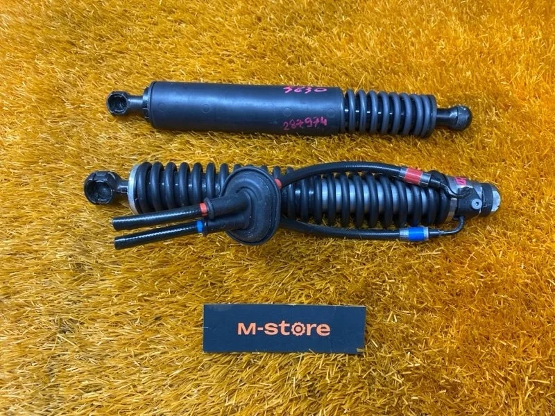 Амортизатор багажника Porsche Cayenne 2008 95551238300 957 M4851