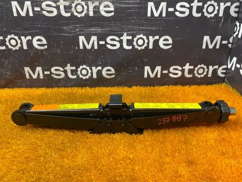 Домкрат Mercedes-Benz Glk-Class 2011 A1645800118 X204 272.948