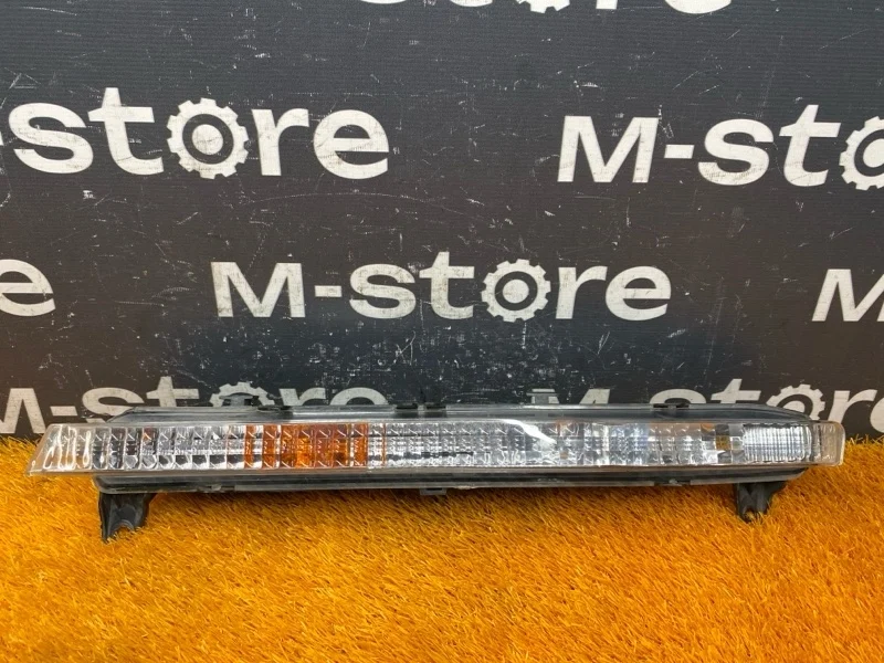 Повторитель в бампер Audi Q7 2008 4L0953041 4L BAR, левый