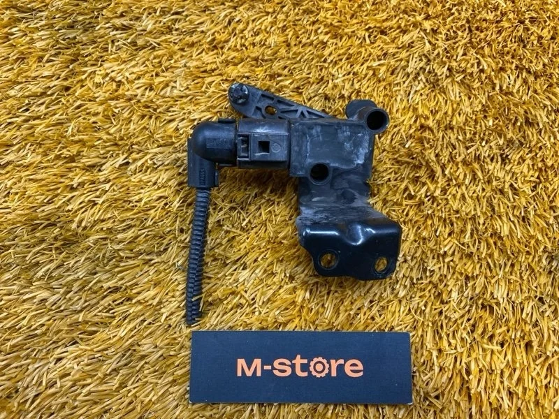 Датчик высоты дорожного просвета Audi Q3 2012 1T0907503B 8U CPSA