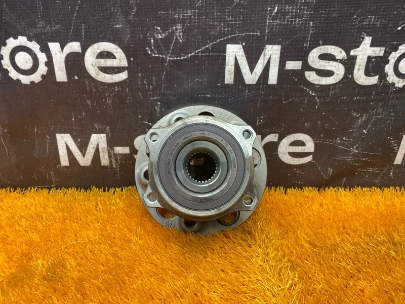 Ступица Mercedes-Benz C-Class 2014 A2303560000 W205 274.920, задняя правая