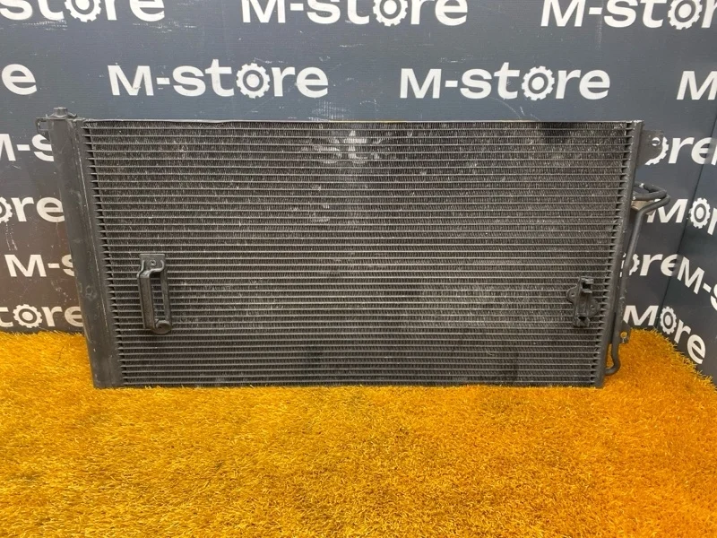 Радиатор кондиционера Porsche Cayenne 2007 4L0260401A 957 M4801