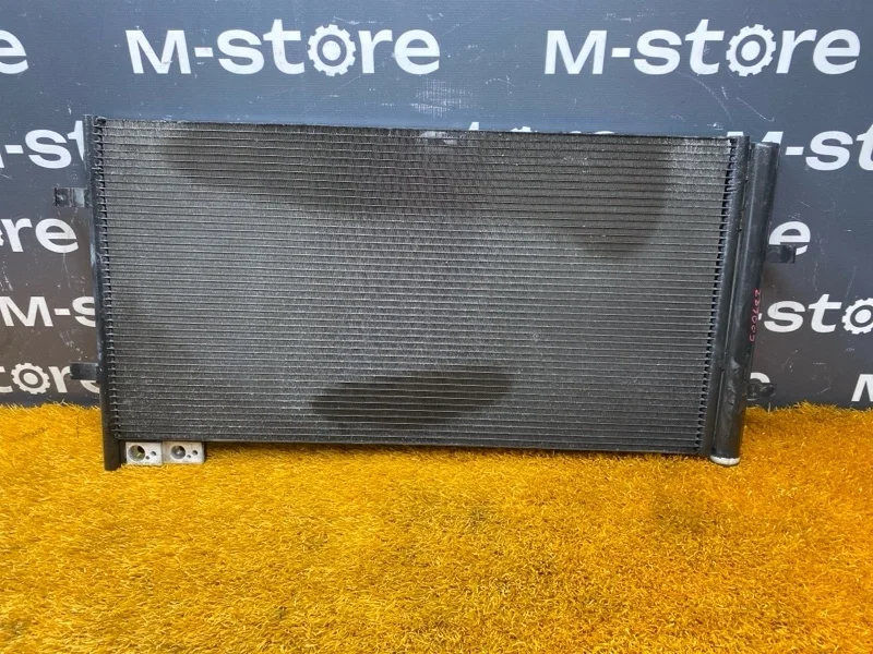 Радиатор кондиционера Audi Q3 2012 8U0260401B 8U CPSA