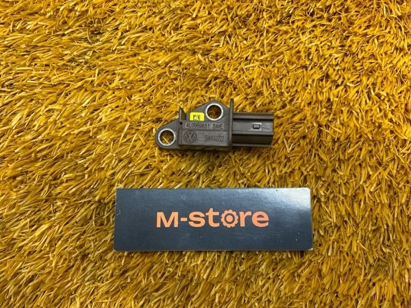 Датчик airbag ( удара) Audi Q7 2007 4L0959651 4L BAR