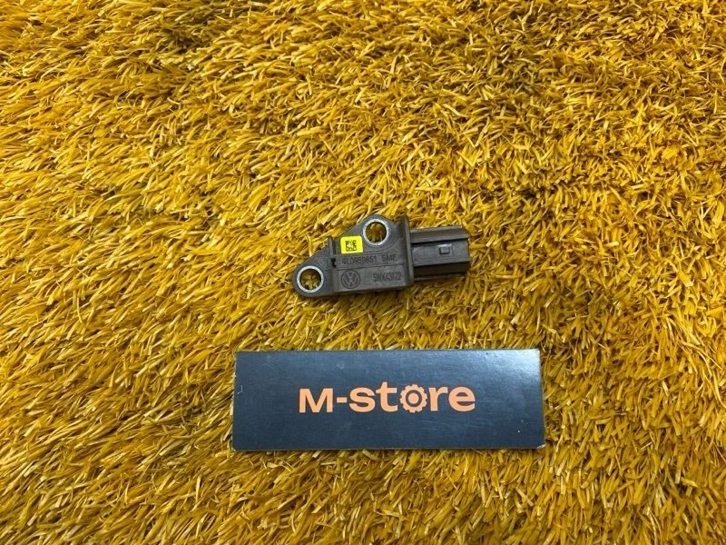 Датчик airbag ( удара) Audi Q7 2007 4L0959651 4L BAR