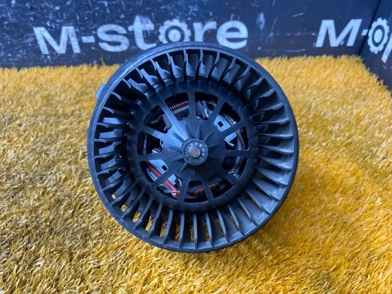 Мотор печки Audi Q7 2008 7H0819021 4L BAR