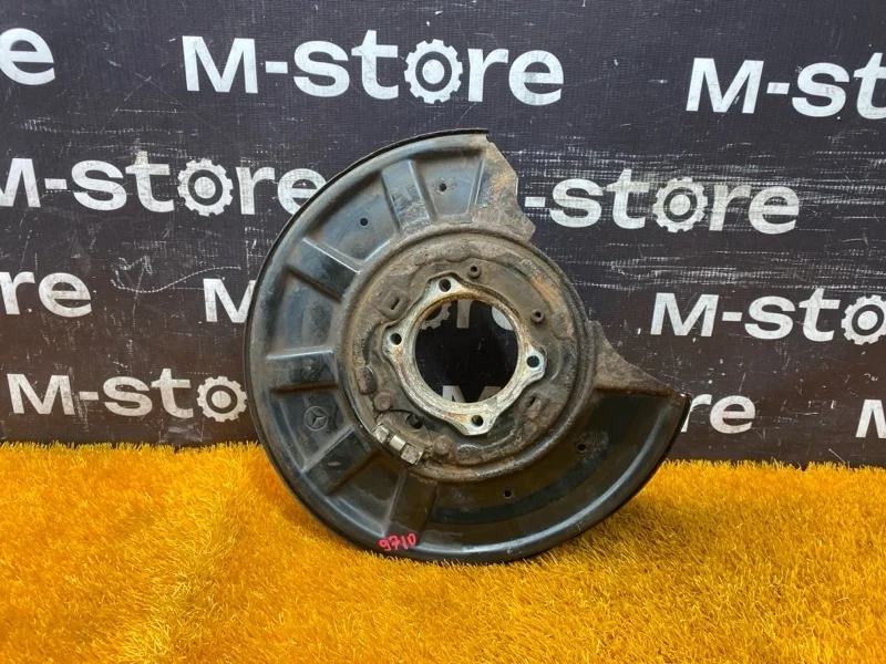 Кулак поворотный Mercedes-Benz Glk-Class 2010 A2123502108 X204 272.948, задний левый