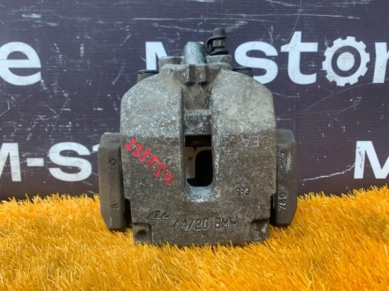 Суппорт Bmw X5 2008 34216776788 E70 N52B30A, задний правый