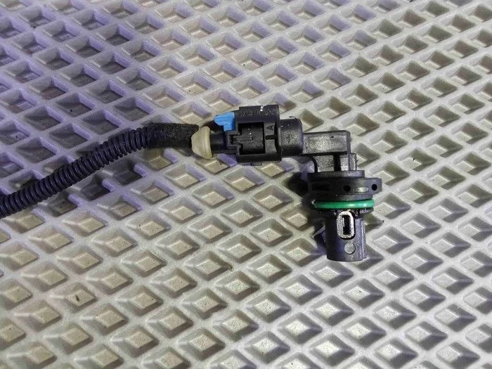 Датчик положения распредвала Opel Zafira B (2005—2008)