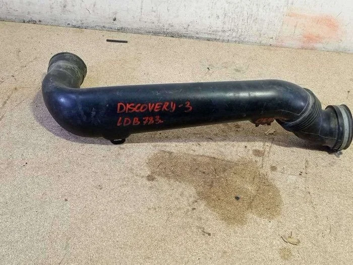 Патрубок воздушный Land Rover Discovery III (2004—2009)