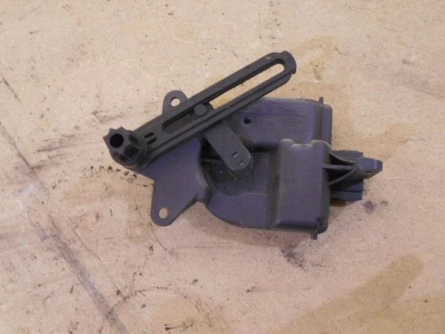 Моторчик заслонки отопителя Skoda Octavia I (1996—2000)