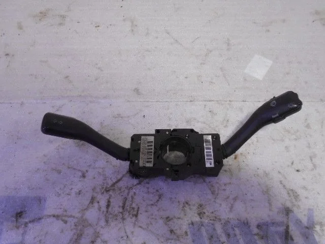 Переключатель подрулевой Skoda Octavia I (1996—2000)