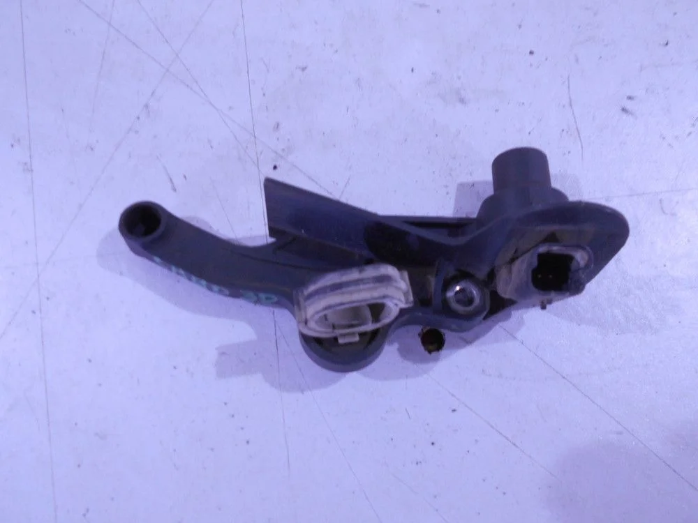 Датчик положения коленвала Citroen Berlingo I рестайлинг (2002—2012)