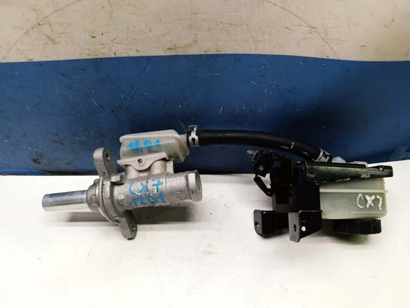 Цилиндр главный тормозной с бачком Mazda Cx-7 2007-2012 EG234340Z ER