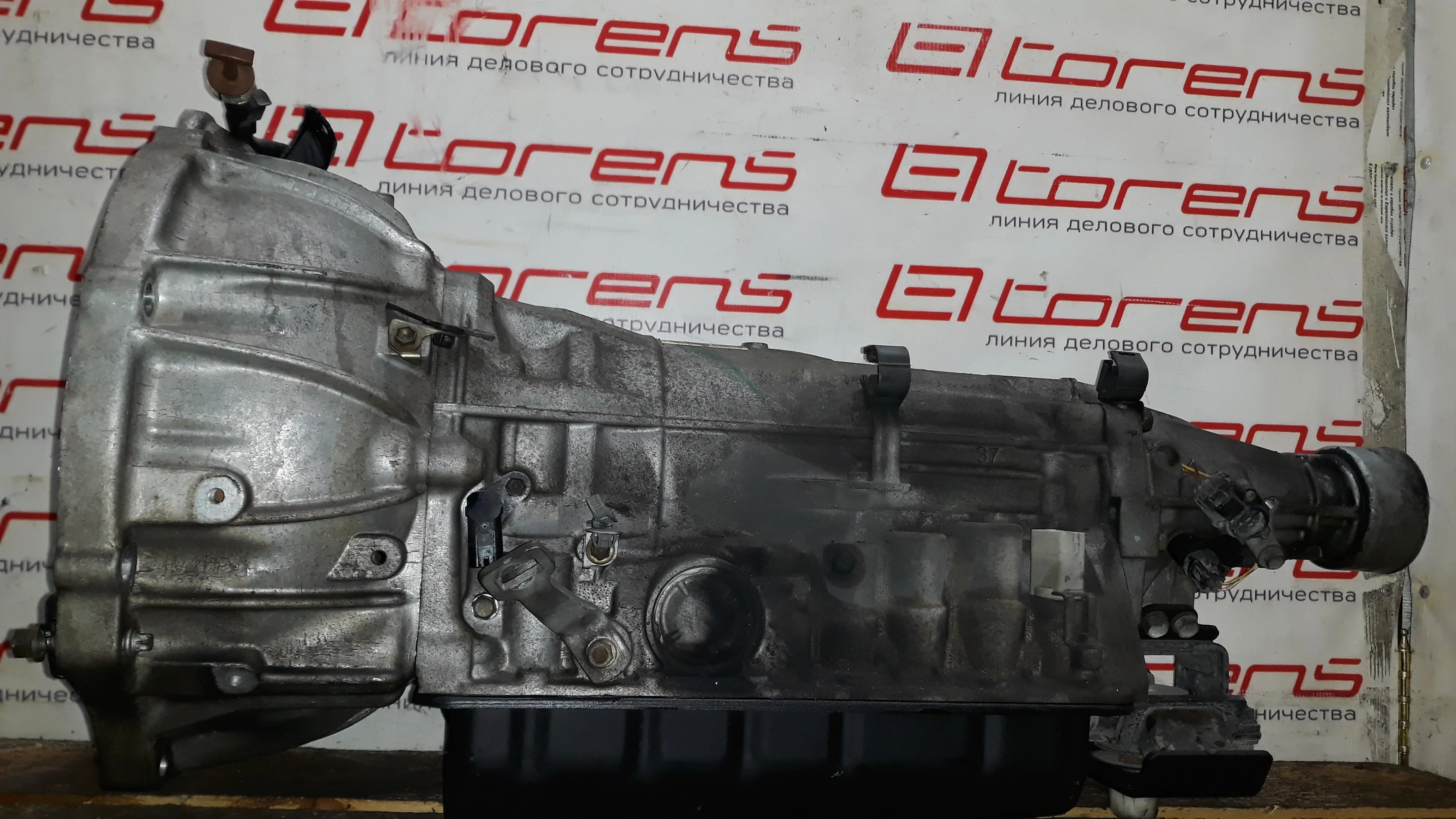 АКПП TOYOTA SEQUOIA 2UZ-FE uT3304451