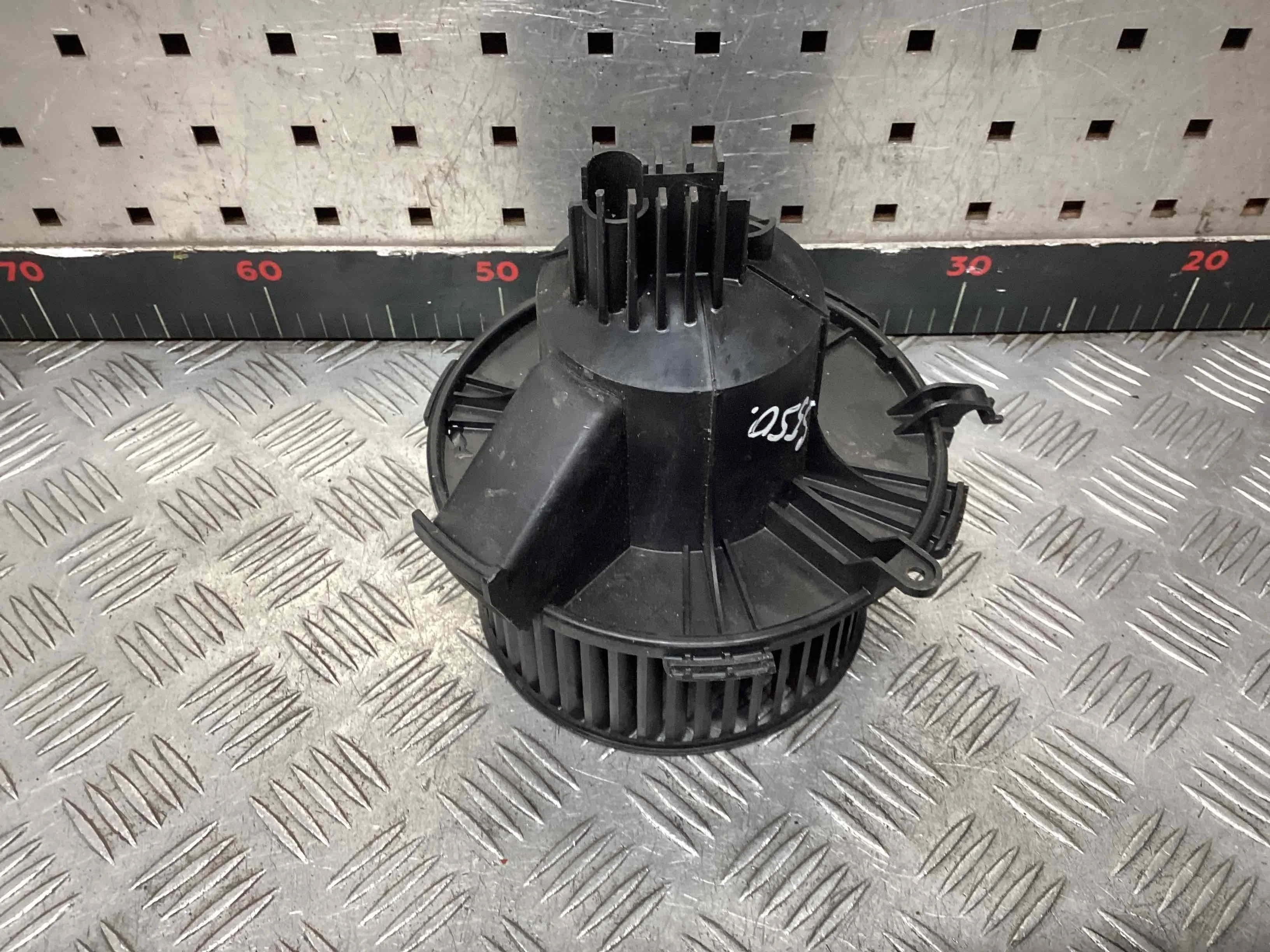 Моторчик печки Opel Zafira Zafira B 2005-2008 2006 1,6 Бензин МКПП 5ст. Минивэн.