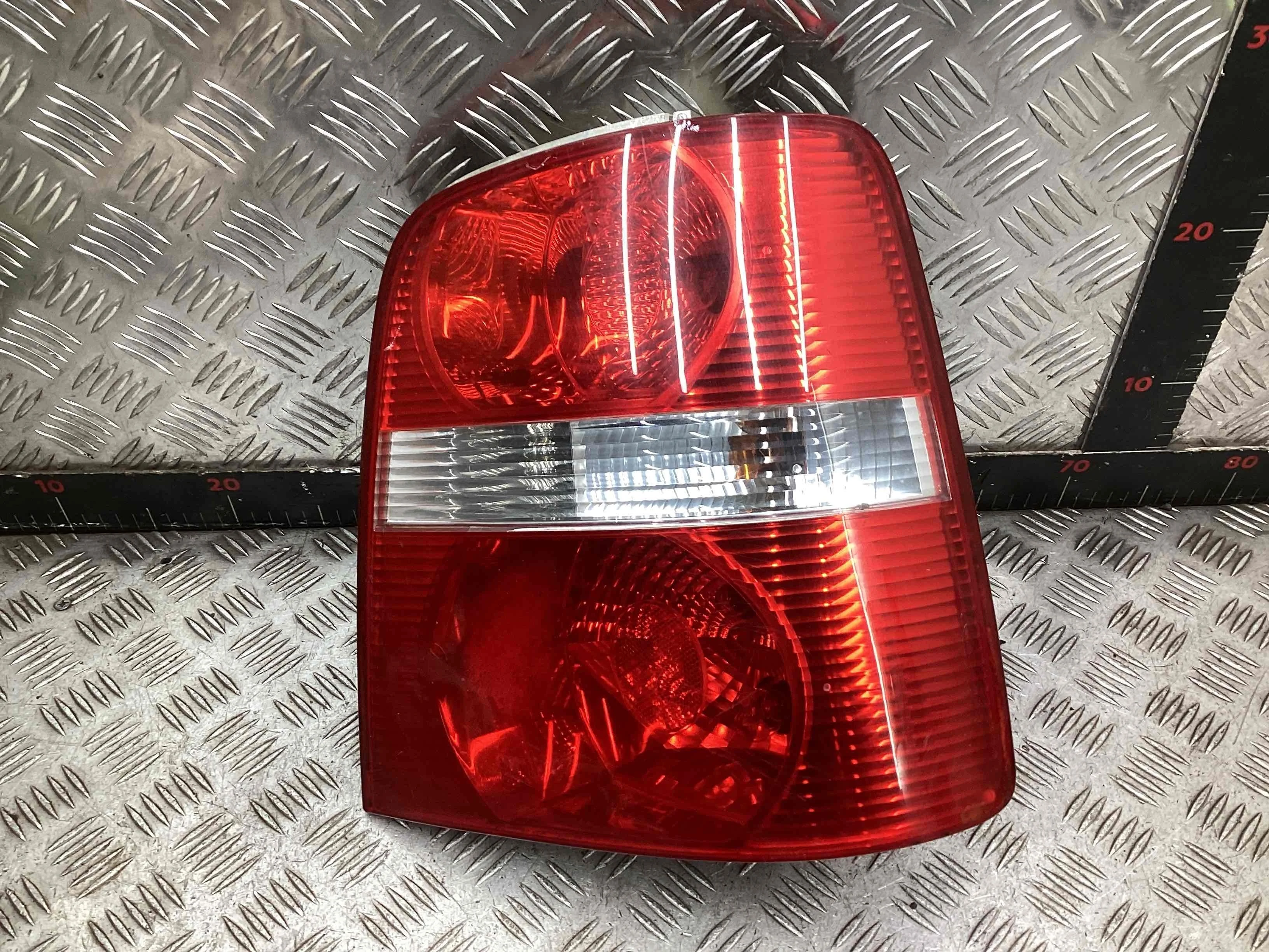 Фонарь задний правый Volkswagen Touran Touran I (1T) 2003-2006 2006 1,9 Дизель МКПП 6ст. Минивэн.